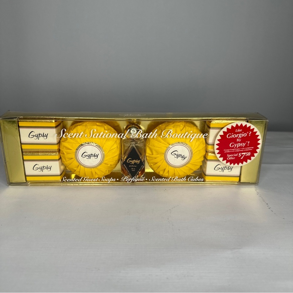 Vintage Gypsy Guest soaps bath cubes new by Deborah International Beauty